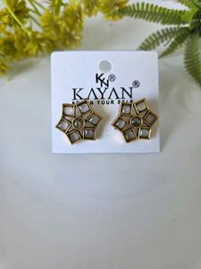 Kayan Star Stud Earrings