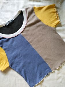 Colorblock Ribbed Cropped Tee