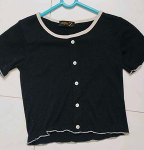 Cute Black Crop Top (28- 34 bust)