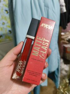 Maharani Nykaa Matte to Last Liquid Lipstick