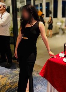 Elegant Black One-Shoulder Maxi Dress