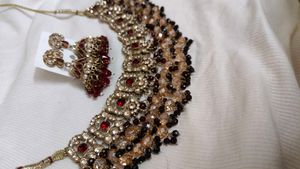 Elegant Kundan Necklace &amp; Earrings Set