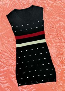Chic Black Bodycon Mini Dress