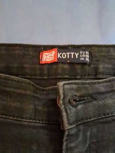 Brand Jeans - Stylish Wide Leg