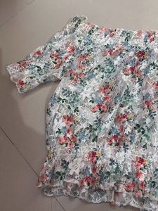 Floral Lace OFF-Shoulder Top