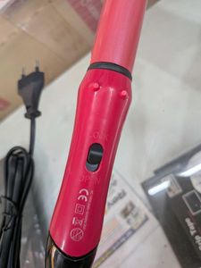 BRAND NEW Hair straightener NOVA