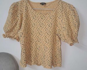 Peach Floral Puff Sleeve Top