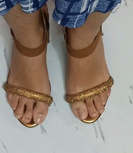 Sandles Size 7 For Women Copper Colour