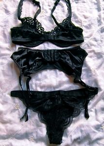 Luxury Black Lace Lingerie Set