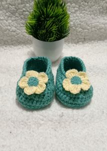 Crochet 3-4 months Booties