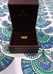 Tanishq Jewellery Box