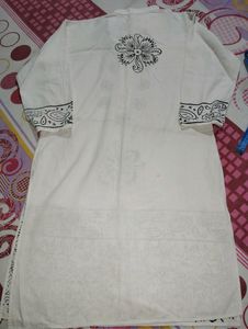 White Kurti