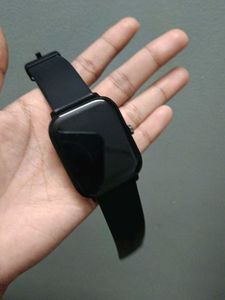 Black Smart Watch at 1199