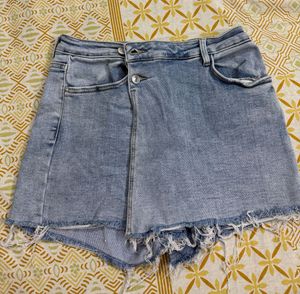 Light Wash Denim Skorts