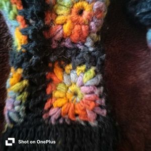 Colorful Crocheted hand gloves