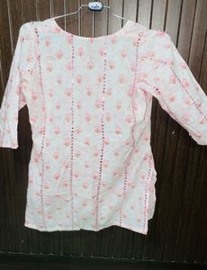 hand stiched Pink floral Kurta🎀