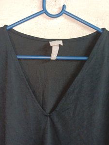 Black V-Neck Tunic Top