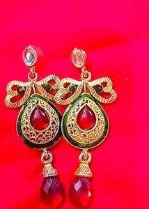 Exquisite Kundan Necklace Set