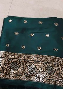 unstitched  Banarasi sari