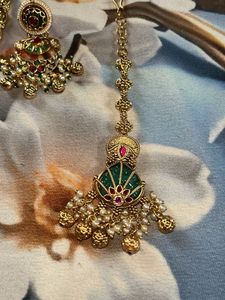 Exquisite Indian Kundan Necklace Set