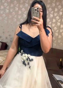 Elegant Navy Blue &amp; Cream Gown