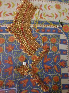 Exquisite Gold Necklace with Red Stones