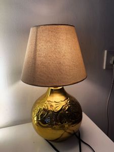 Elegant Gold Accent Lamp