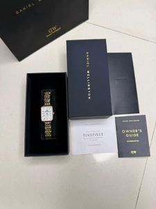 DW Daniel Wellington* Quadro fem