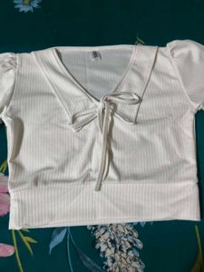 Chic White Ribbed V-Neck Tie Top