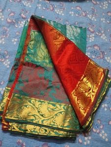 Elegant Teal &amp; Maroon Saree with Gold Border