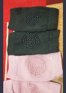 "Multicolor Baby Knee Pads for Crawling - Soft and Protective Knee Elbow Pads and Socks Set (2 Pairs) for Curious Crawlers" 👶🧦🌈