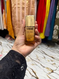 Lakme Vit C Superglow Serum