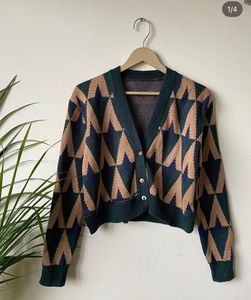 Retro Diamond Pattern Cardigan