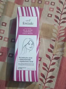 Foxtale Oil & Acne Control Face Wash