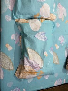 Beautiful Leaf Print Bedsheet Set