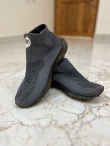 Nike Knit Slip-On Sneakers