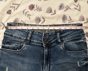 Distressed Wash Jeans