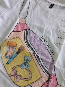 9-10 year Girls White T-Shirt with Fun Graphic