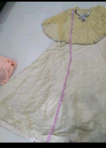 Free shipping 😃 unique dress😍👗