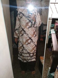 Stylish Printed Kurta Set