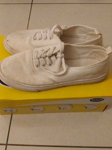 H&amp;M White Canvas Sneakers