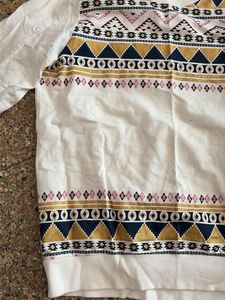 Geometric Print Long Sleeve Top