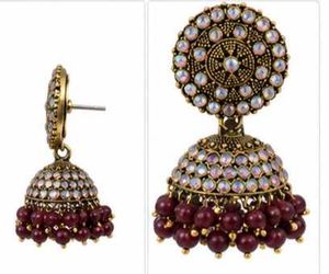 Elegant Kundan &amp; Pearl Jhumka Earrings