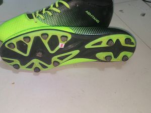 Nivia Mens Football Shoes. Unused.No Coins.