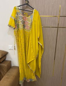 Elegant Yellow Kurta Set