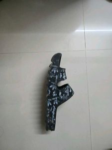 Slides - Black with Logo