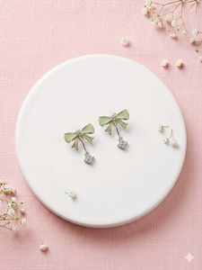 Elegant Bow Pendant Necklace