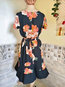 🔥Buy 1, Get 2 Free🔥Chic Floral Midi Wrap Dress