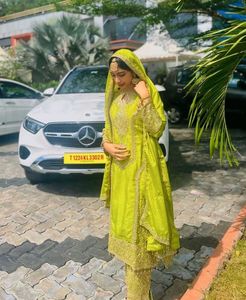 ✨Pretty Pakistani Kurta Set 🦢🍃