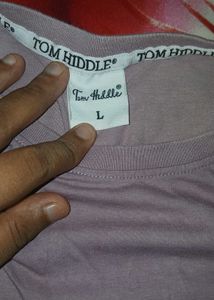 TOM HIDDLE UNISEX T SHIRT